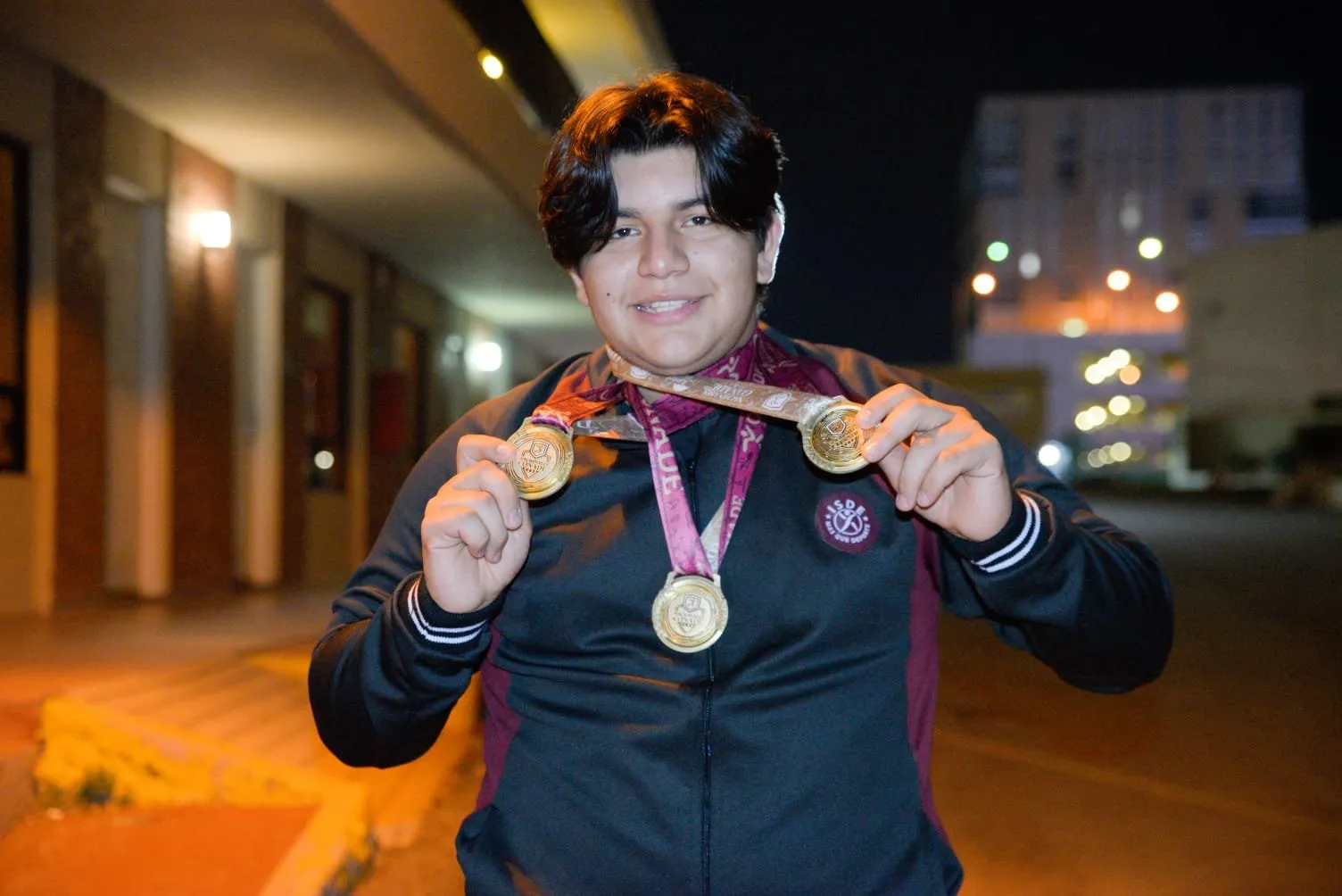 Levantan sinaloenses cuatro medallas de oro Levantan sinaloenses cuatro medallas de oro