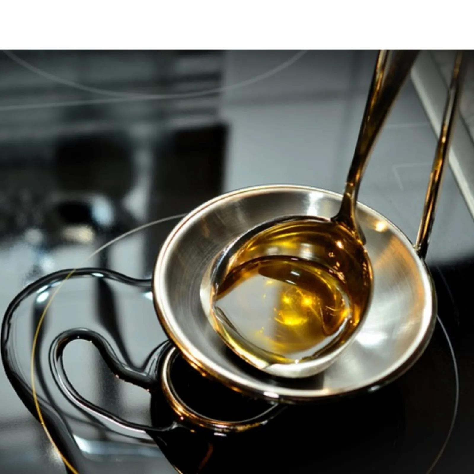 Mujer rocía con aceite hirviendo a su novio tras decirle que ya no quiere nada con ella Mujer rocía con aceite hirviendo a su novio tras decirle que ya no quiere nada con ella