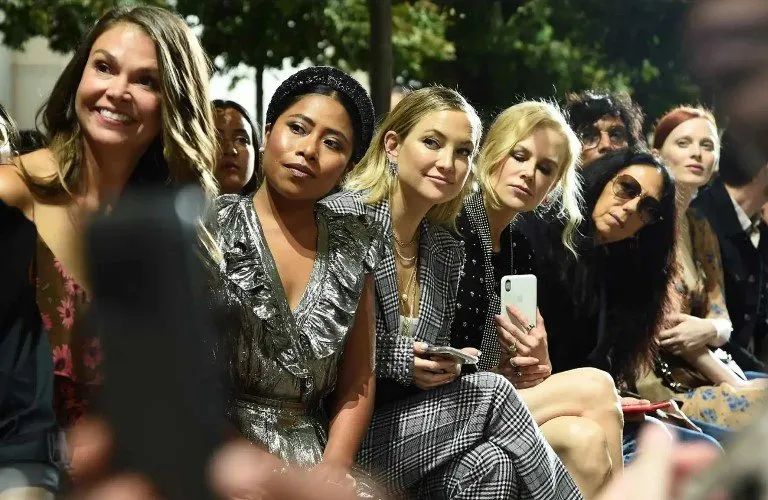 Yalitza Aparicio: Una verdadera presencia en la industria de la moda. Yalitza Aparicio: Una verdadera presencia en la industria de la moda.