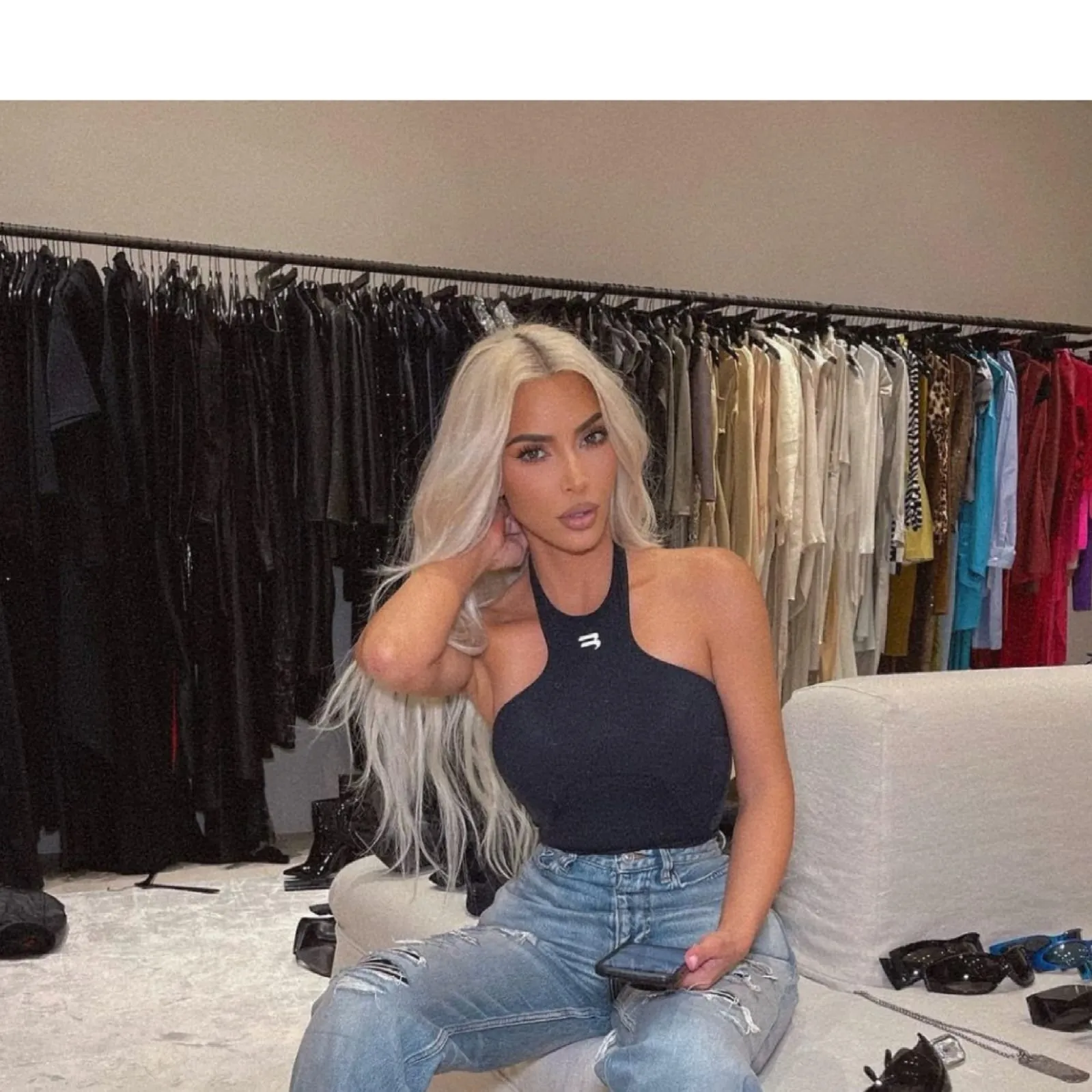 FOTOS: Kim Kardashian arrasa con vestido transparente estilo vintage FOTOS: Kim Kardashian arrasa con vestido transparente estilo vintage