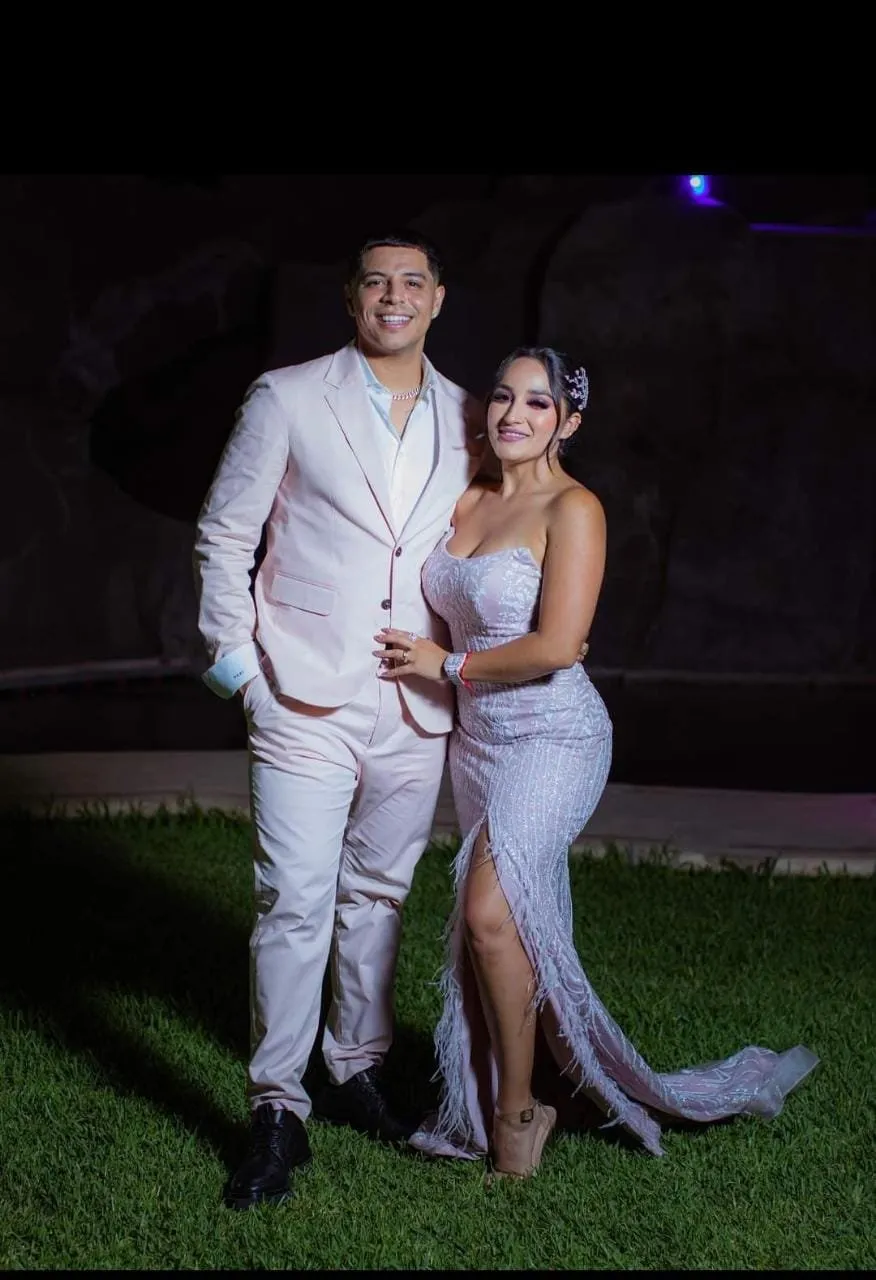 Eduin Caz del Grupo Firme ventila emotivas fotos de cuando no era famoso Eduin Caz del Grupo Firme ventila emotivas fotos de cuando no era famoso