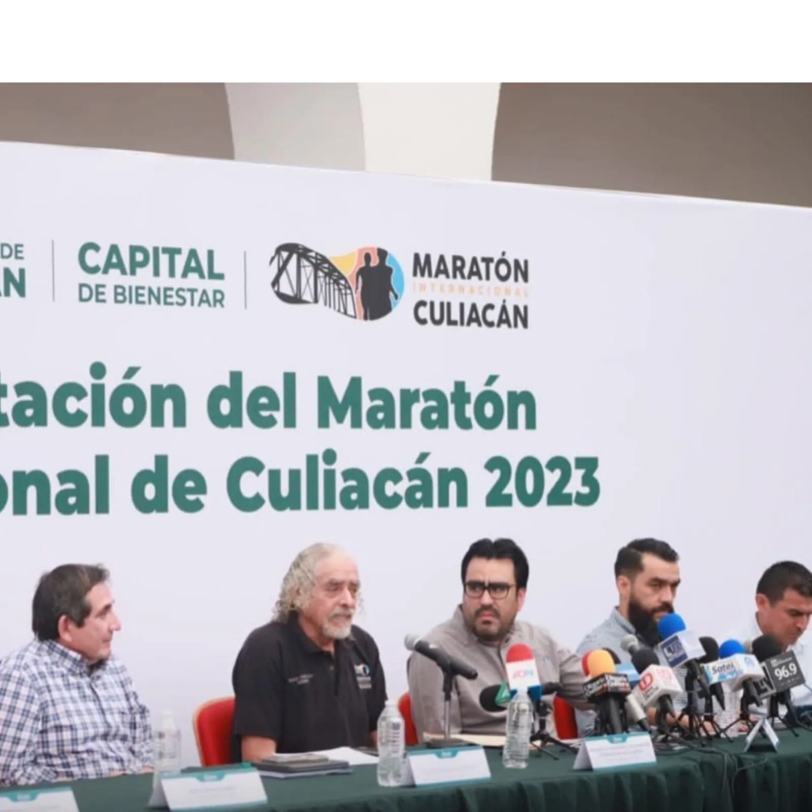 El alcalde Juan de Dios Gámez anuncia el regreso del Maratón Internacional de Culiacán El alcalde Juan de Dios Gámez anuncia el regreso del Maratón Internacional de Culiacán