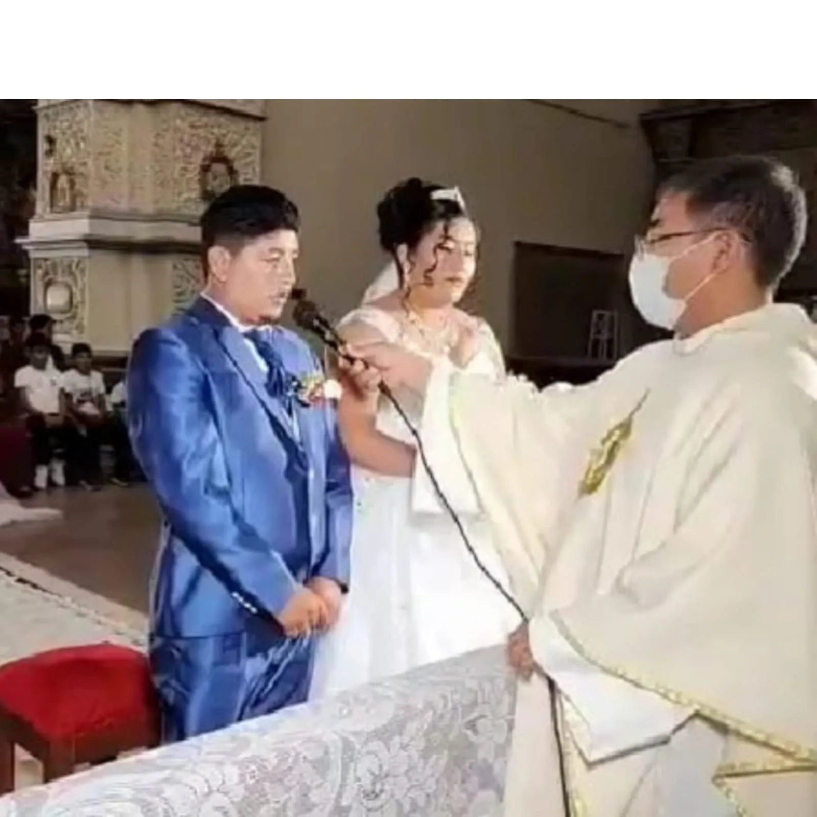 VIDEO: Hombre confiesa en misa que no se quiere casar VIDEO: Hombre confiesa en misa que no se quiere casar