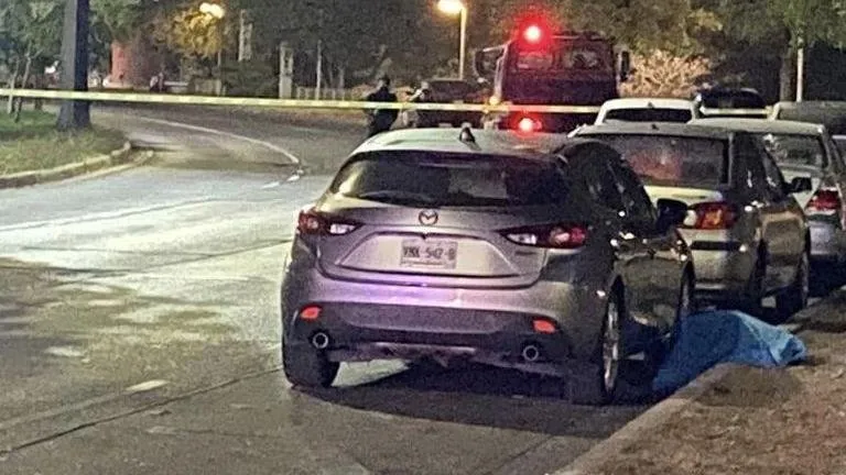 La maestra Aracely de 23 años muere tras ser arrollada, cuando intentaba subir a su auto en Sinaloa La maestra Aracely de 23 años muere tras ser arrollada, cuando intentaba subir a su auto en Sinaloa