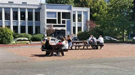 Estudiante de preparatoria sufre un infarto mientras realizaba un examen Estudiante de preparatoria sufre un infarto mientras realizaba un examen