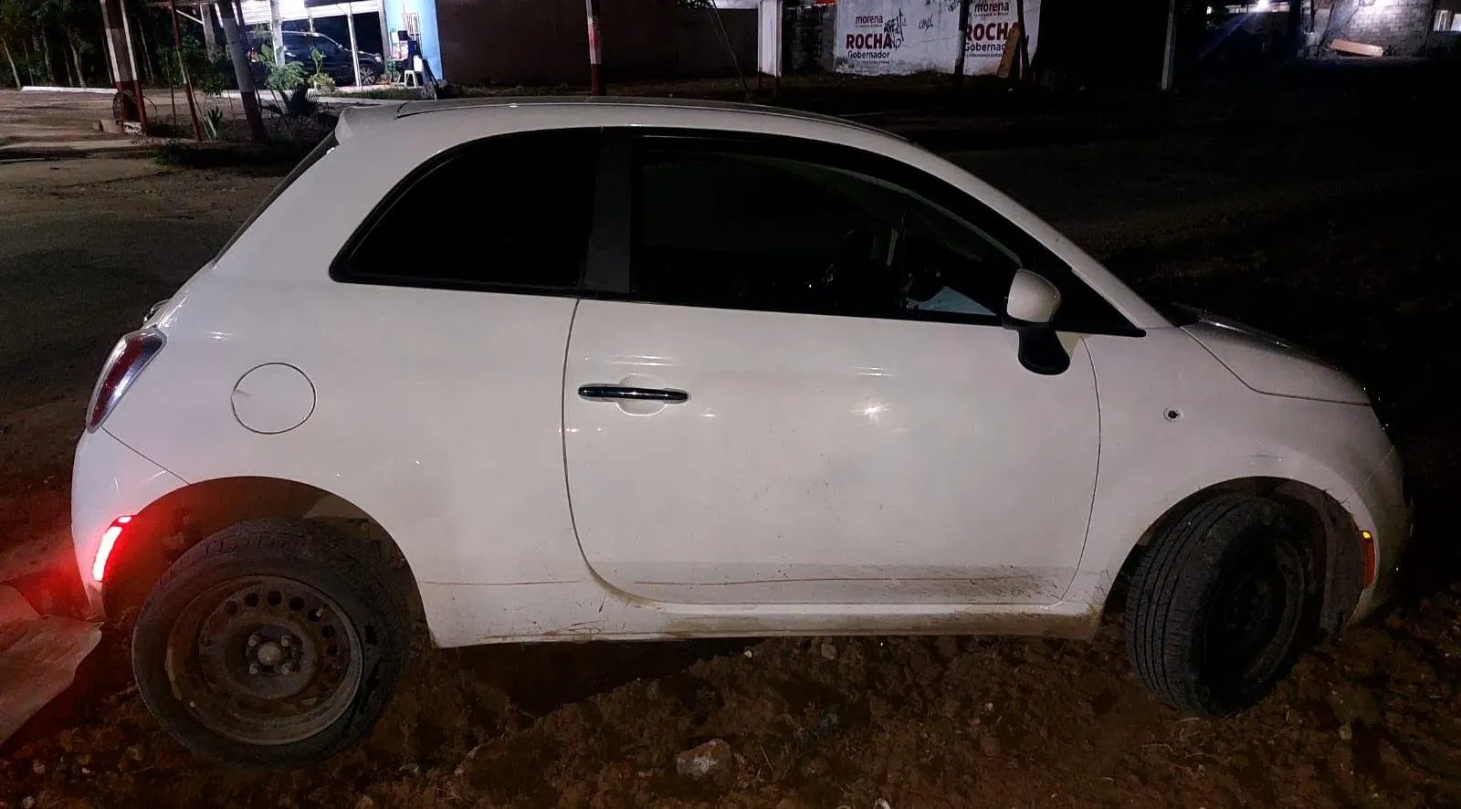 Policías Estatales recuperan, en Culiacán, vehículo robado en San Diego, California Policías Estatales recuperan, en Culiacán, vehículo robado en San Diego, California