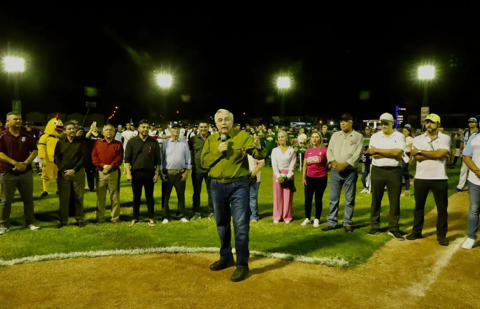 Ponen en marcha el cuadrangular de béisbol Copa Gobernador Ponen en marcha el cuadrangular de béisbol Copa Gobernador