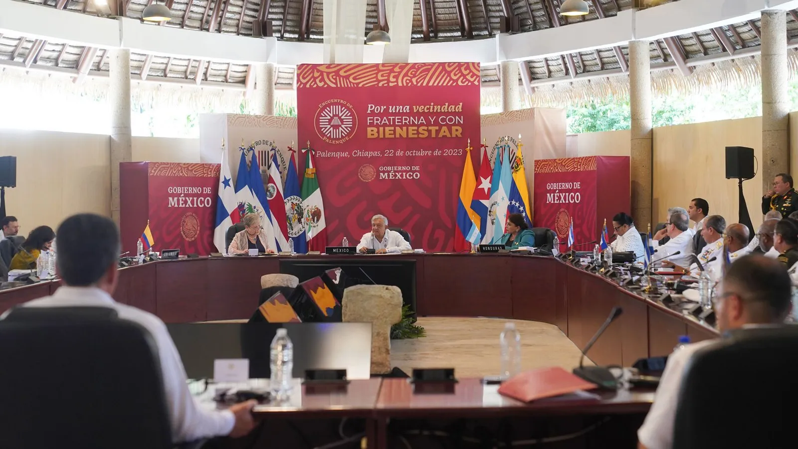 Presidente plantea crear oportunidades para contrarrestar fenómeno migratorio Presidente plantea crear oportunidades para contrarrestar fenómeno migratorio
