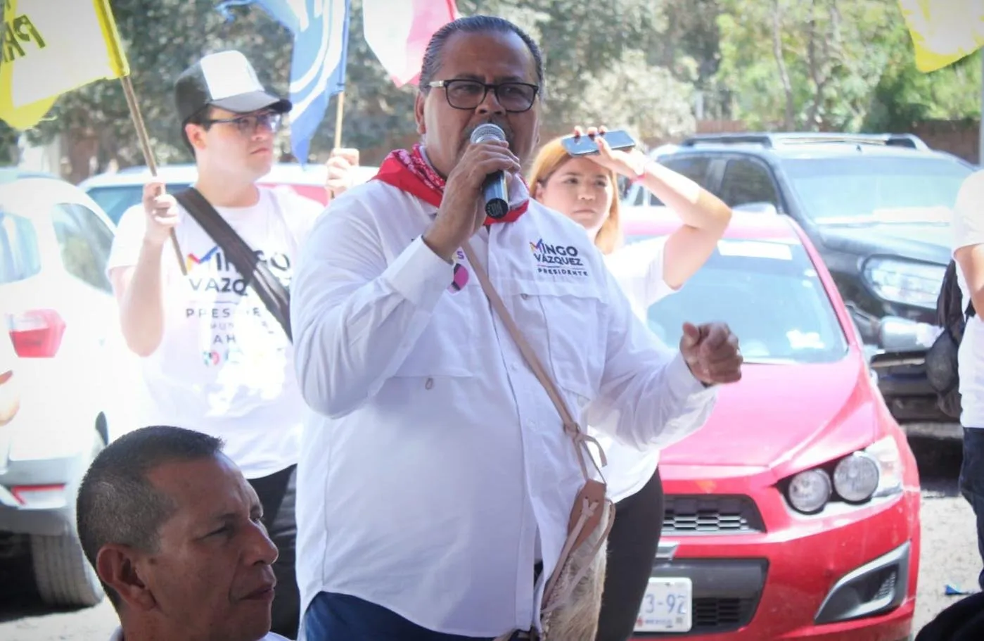 Soy hombre de resultados; con su voto llegaremos para gobernar para beneficiar a Ahome’:Mingo Vázquez Soy hombre de resultados; con su voto llegaremos para gobernar para beneficiar a Ahome’:Mingo Vázquez