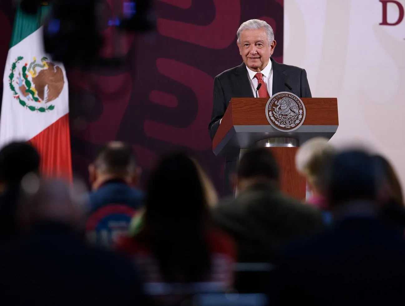 Presidente llama a Estados Unidos a destinar más recursos al control migratorio y menos a la guerra Presidente llama a Estados Unidos a destinar más recursos al control migratorio y menos a la guerra