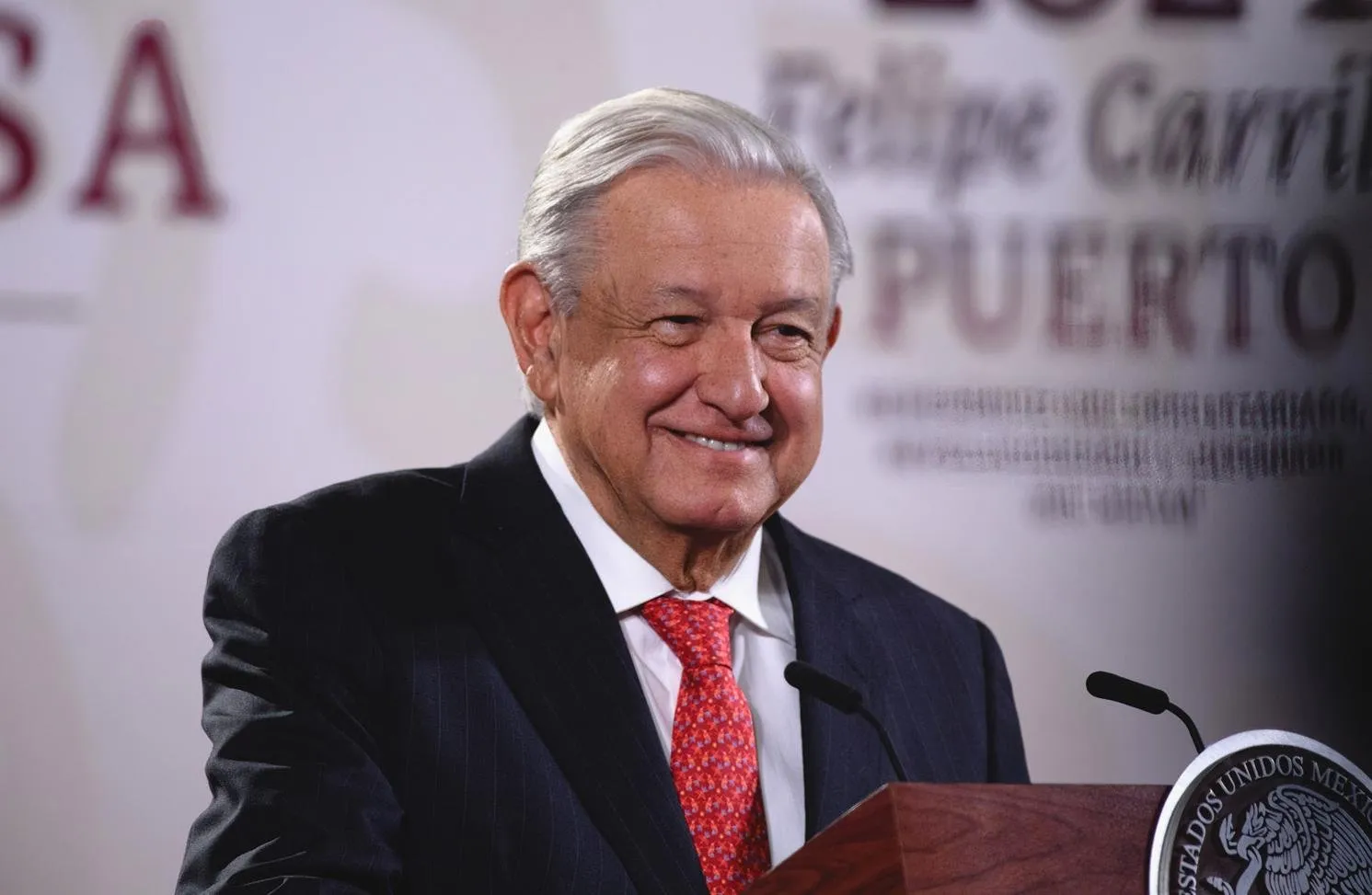 Presidente exhibe ecocidio provocado por Vulcan Materials en Playa del Carmen; gobierno mantendrá clausura en terrenos, afirma Presidente exhibe ecocidio provocado por Vulcan Materials en Playa del Carmen; gobierno mantendrá clausura en terrenos, afirma