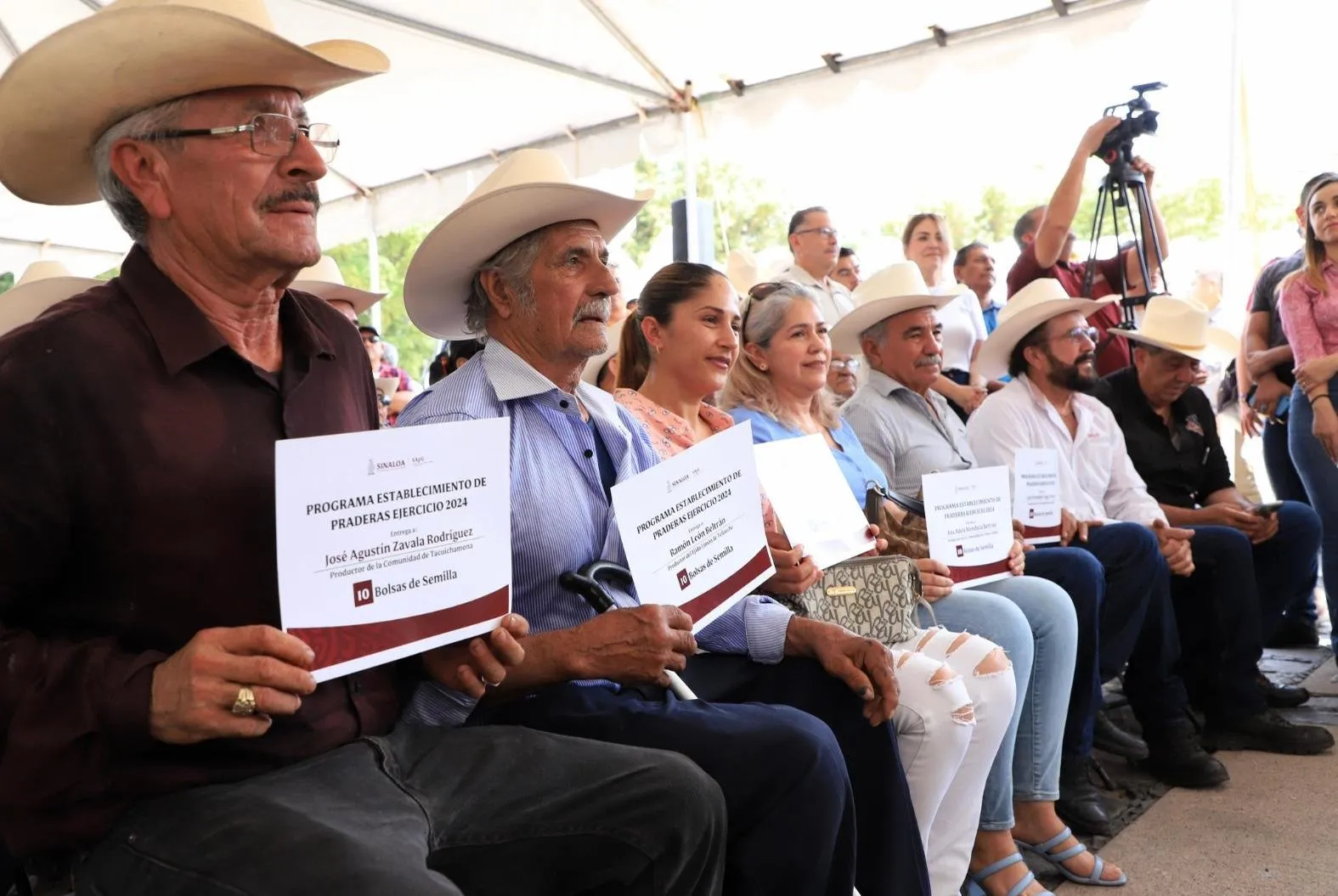 Pide Rocha Moya rescatar el estatus zoosanitario para el sector ganadero de Sinaloa Pide Rocha Moya rescatar el estatus zoosanitario para el sector ganadero de Sinaloa