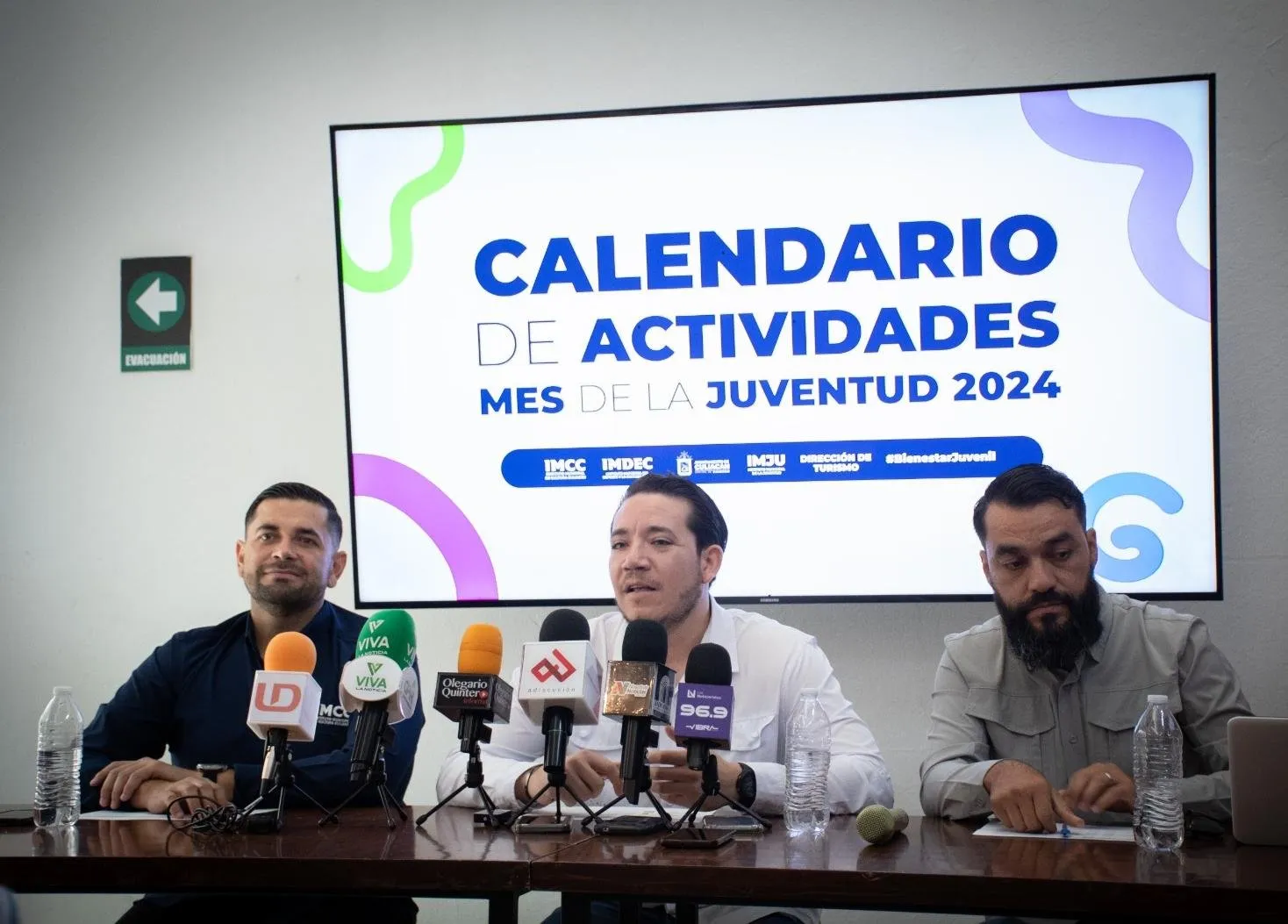 Presentan el Calendario de Actividades del Mes de la Juventud Presentan el Calendario de Actividades del Mes de la Juventud