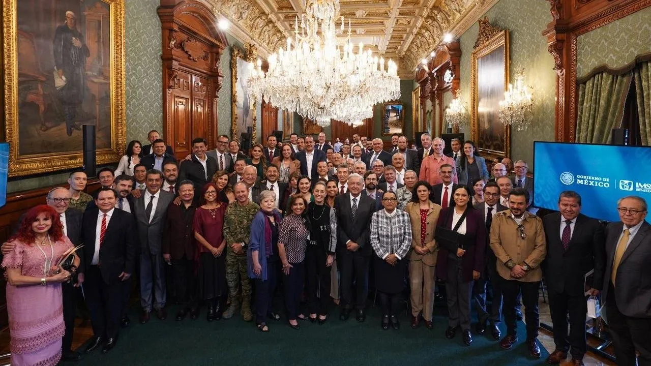 Acude Rocha a reunión con AMLO y Claudia Sheinbaum para evaluar avances del programa IMSS-BIENESTAR Acude Rocha a reunión con AMLO y Claudia Sheinbaum para evaluar avances del programa IMSS-BIENESTAR