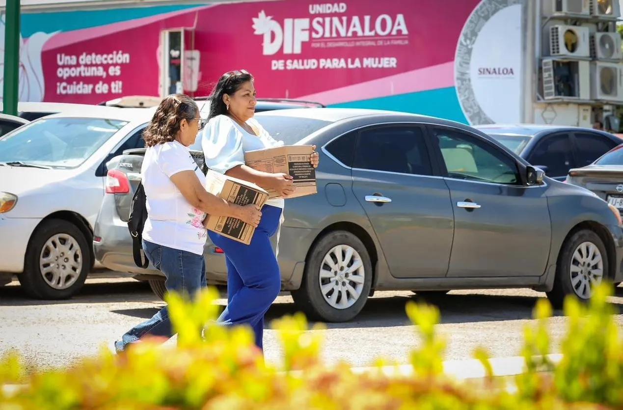 CONTINÚA EL SISTEMA DIF SINALOA BRINDANDO ASISTENCIA ALIMENTARIA A TRAVÉS DE SU PROGRAMA DE ATENCIÓN A GRUPOS PRIORITARIOS. CONTINÚA EL SISTEMA DIF SINALOA BRINDANDO ASISTENCIA ALIMENTARIA A TRAVÉS DE SU PROGRAMA DE ATENCIÓN A GRUPOS PRIORITARIOS.