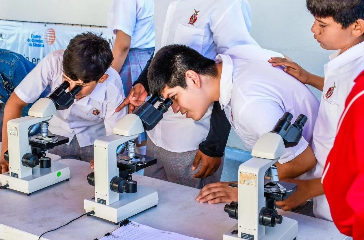 En Sinaloa se trabaja por el bienestar social a través de la ciencia y la tecnología: Carlos Karam En Sinaloa se trabaja por el bienestar social a través de la ciencia y la tecnología: Carlos Karam