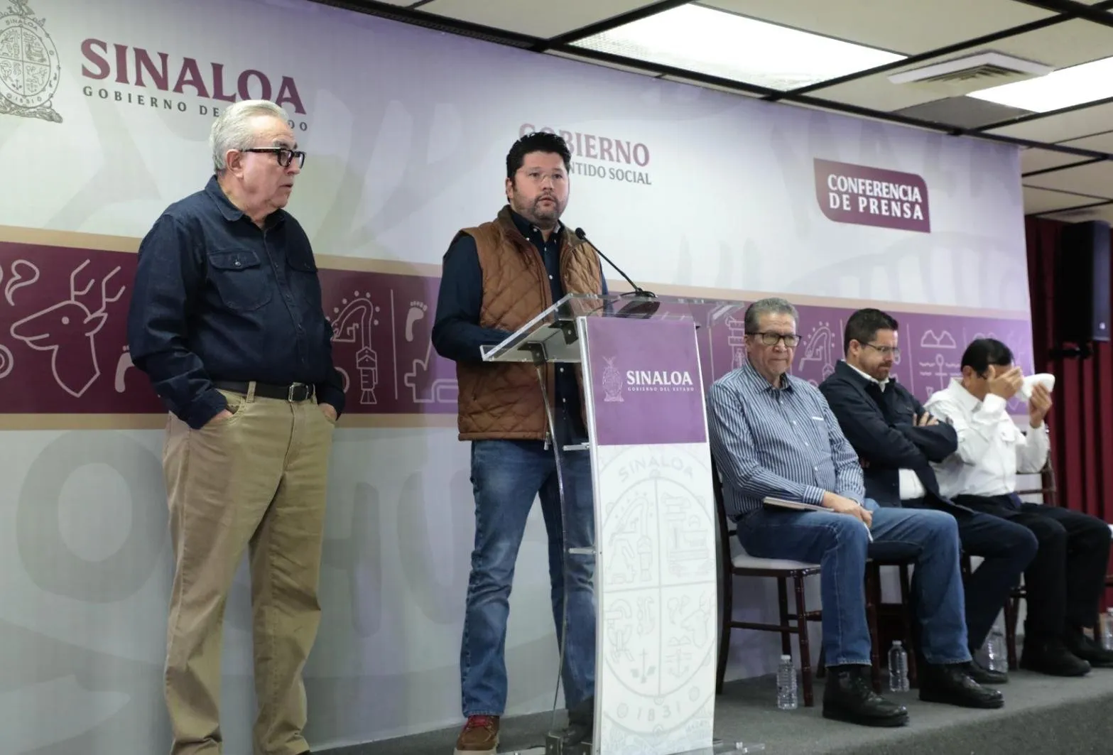 El SATES presenta resultados positivos del Buen Fin: José Carlos Cárdenas El SATES presenta resultados positivos del Buen Fin: José Carlos Cárdenas
