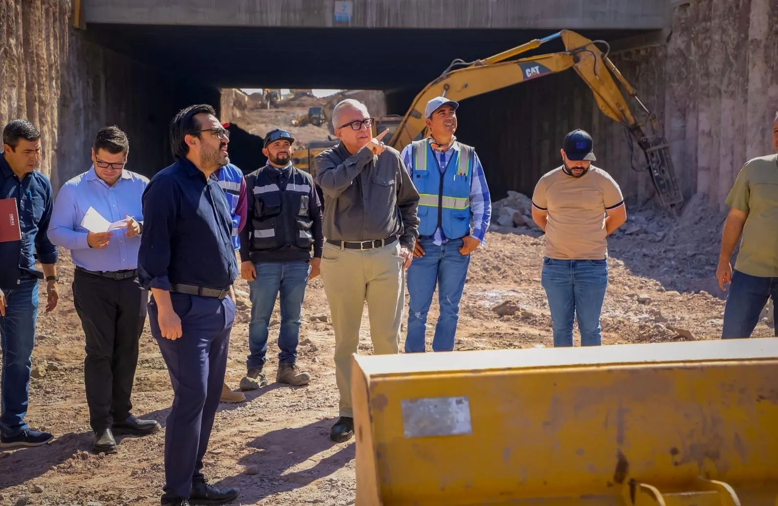 Supervisa Rocha obras que permitirán mejorar la movilidad en Culiacán Supervisa Rocha obras que permitirán mejorar la movilidad en Culiacán