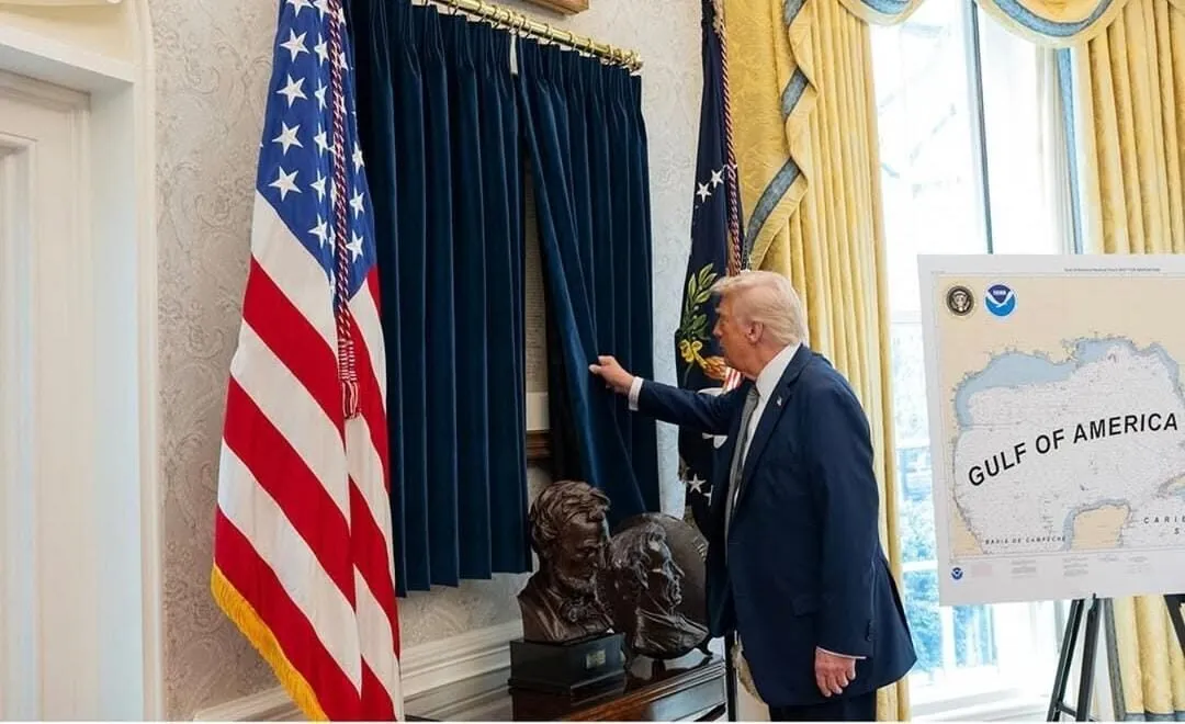 “Todos creen que esa es la bomba nuclear”, Trump reactiva su botón rojo en la Oficina Oval y bromea sobre su uso “Todos creen que esa es la bomba nuclear”, Trump reactiva su botón rojo en la Oficina Oval y bromea sobre su uso