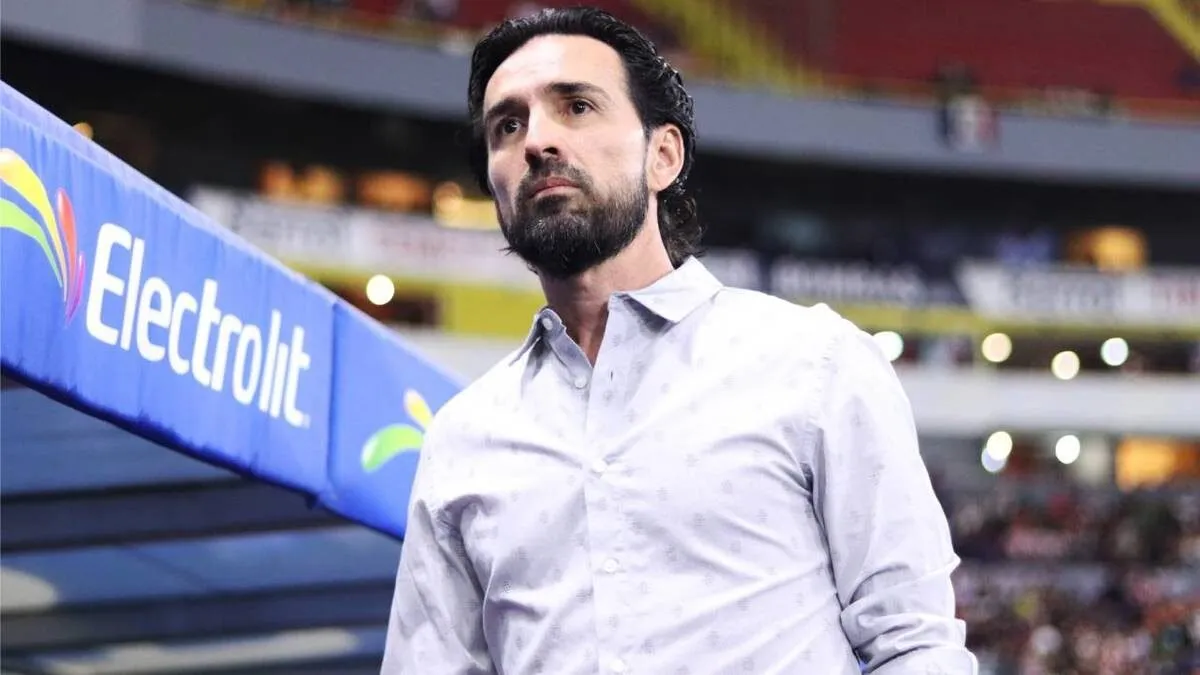 ¡Sorpresa en Chivas! Gerardo Espinoza se despide del banquillo rojiblanco ¡Sorpresa en Chivas! Gerardo Espinoza se despide del banquillo rojiblanco