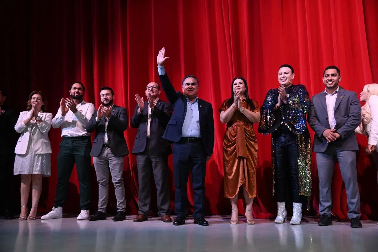 El fomento del arte y la cultura entre las actividades sustantivas de la UAS: Rector Madueña Molina en la gran final del concurso Brillando por la UAS. El fomento del arte y la cultura entre las actividades sustantivas de la UAS: Rector Madueña Molina en la gran final del concurso Brillando por la UAS.