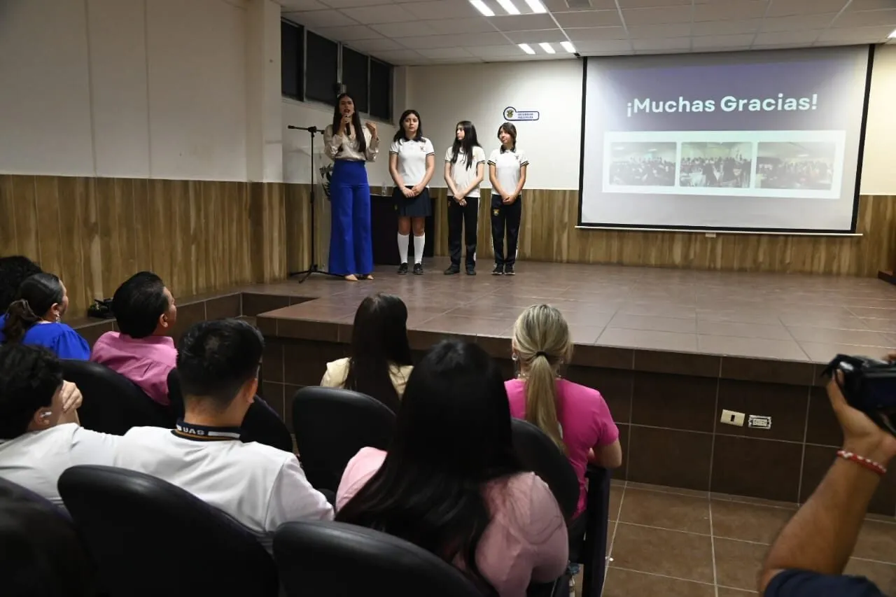 Bienestar Universitario y Preparatoria Zapata, presentan informe sobre proyecto de emprendimiento social. Bienestar Universitario y Preparatoria Zapata, presentan informe sobre proyecto de emprendimiento social.