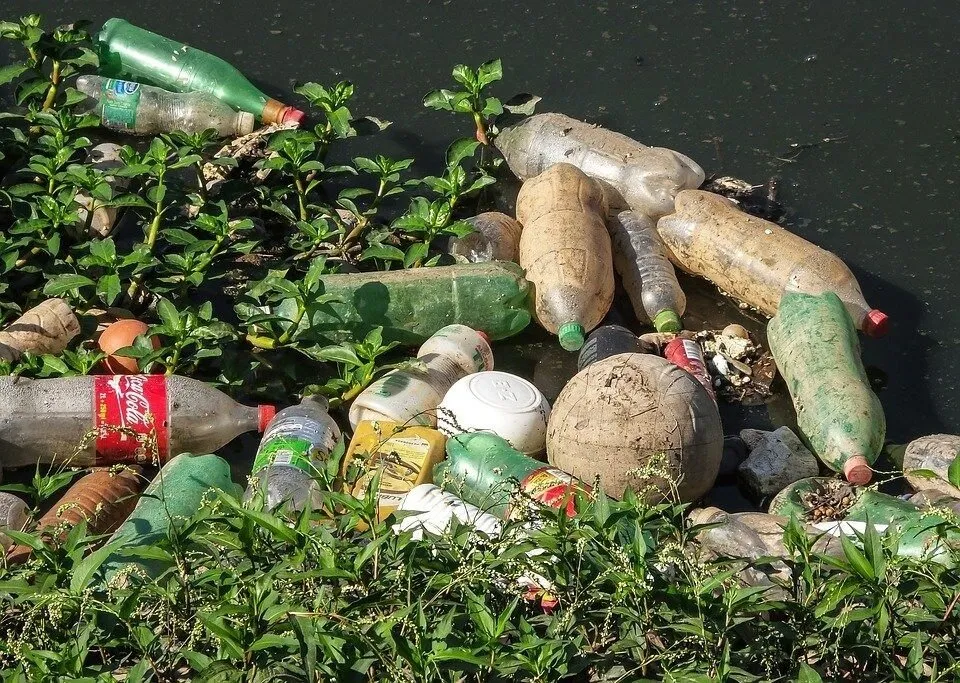 La basura, un factor clave en las inundaciones, advierte Conagua La basura, un factor clave en las inundaciones, advierte Conagua