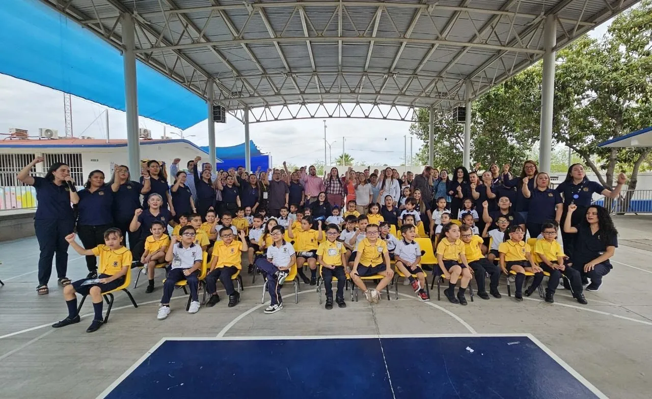 Con objetivo de mejorar la salud visual de niños y niñas, el CIDOCS realiza entrega de armazones en el Jardín de niños de la UAS Con objetivo de mejorar la salud visual de niños y niñas, el CIDOCS realiza entrega de armazones en el Jardín de niños de la UAS