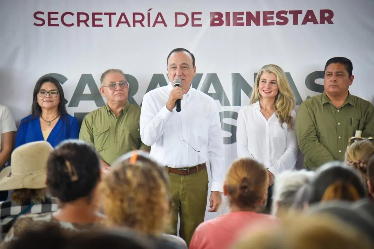 Encabeza el Alcalde Antonio Menéndez primera Caravana del Bienestar en Higuera de Zaragoza Encabeza el Alcalde Antonio Menéndez primera Caravana del Bienestar en Higuera de Zaragoza