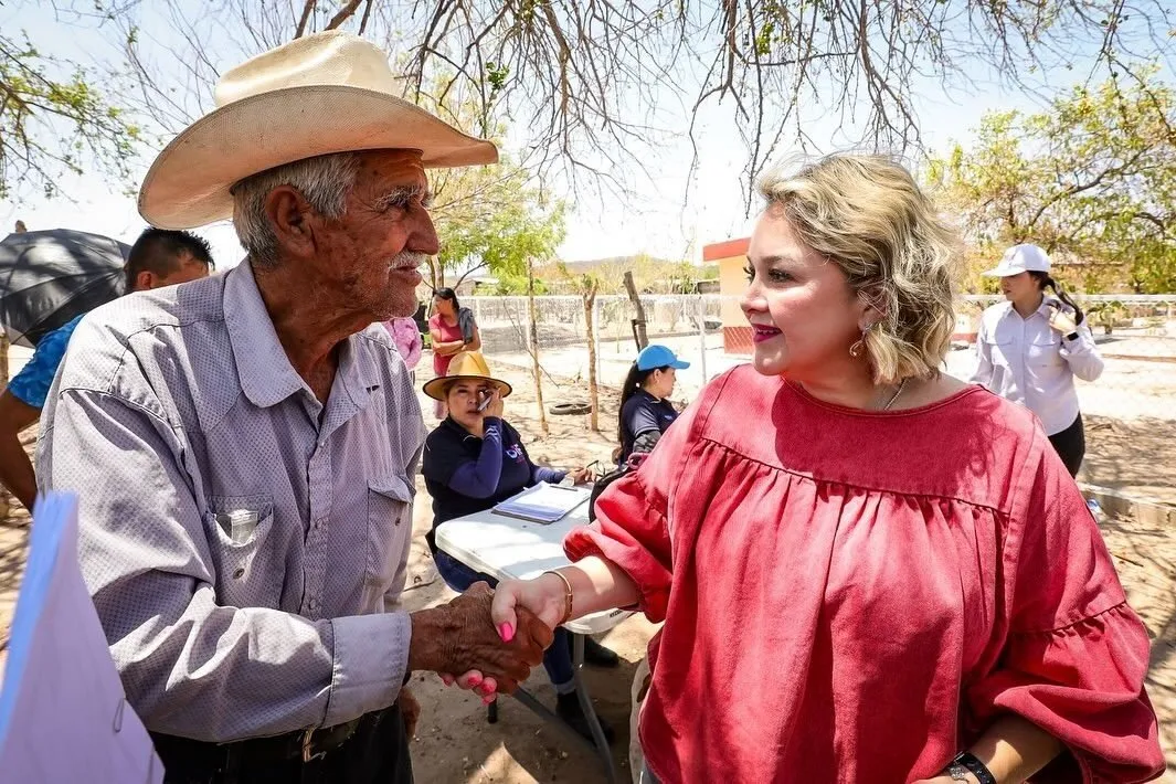 DIF Sinaloa beneficia a comunidades vulnerables del municipio de Choix DIF Sinaloa beneficia a comunidades vulnerables del municipio de Choix