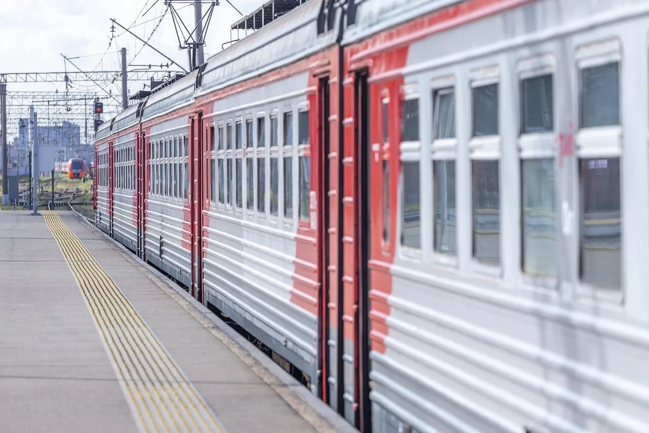 Caída de dos puentes y descarrilamiento de trenes dejan al menos 7 muertos en Rusia Caída de dos puentes y descarrilamiento de trenes dejan al menos 7 muertos en Rusia