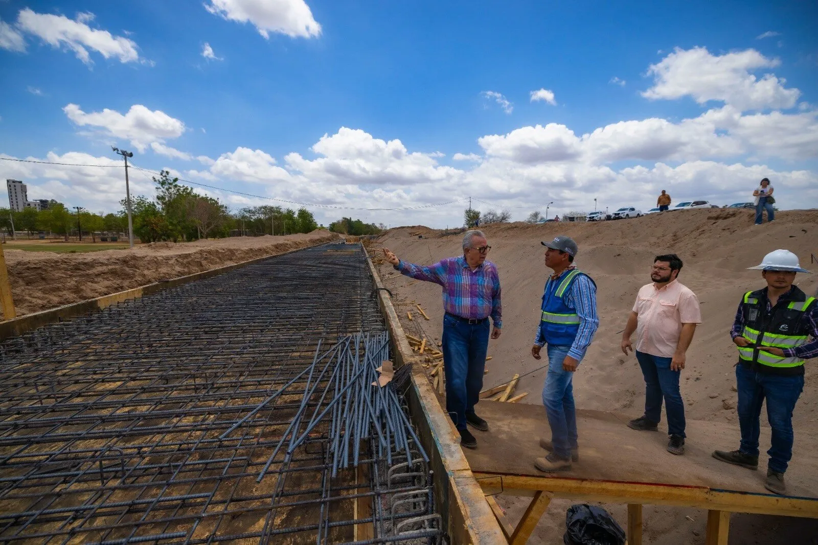 Se protege flora y fauna en obras del Malecón Margen Izquierdo en Culiacán, destaca el gobernador Rubén Rocha Se protege flora y fauna en obras del Malecón Margen Izquierdo en Culiacán, destaca el gobernador Rubén Rocha