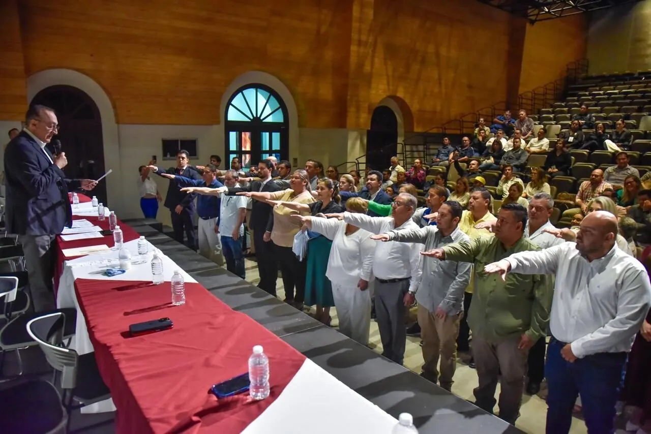 Instala Alcalde Antonio Menéndez el COPLAM y convoca a construir un Ahome que sea La Casa de Todos Instala Alcalde Antonio Menéndez el COPLAM y convoca a construir un Ahome que sea La Casa de Todos