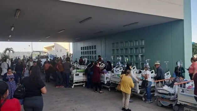 Se registra incendio en el Nuevo Hospital General de Culiacán Se registra incendio en el Nuevo Hospital General de Culiacán