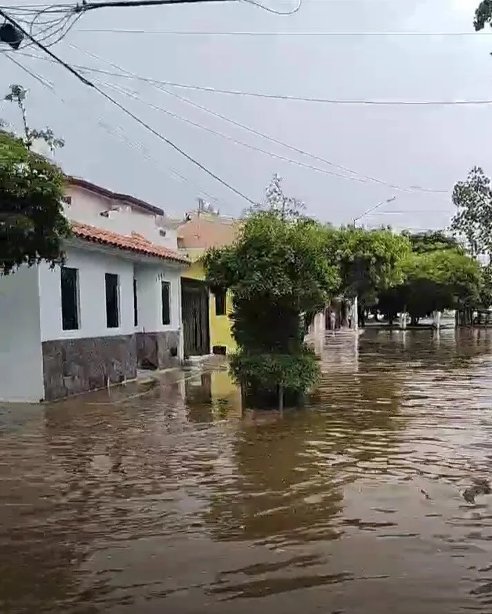 Lluvias en zona serrana favorecen almacenamiento de presas en Sinaloa Lluvias en zona serrana favorecen almacenamiento de presas en Sinaloa