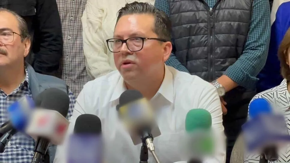 PAN advierte sobre Ley Espía en México que permite al gobierno espiar sin orden judicial PAN advierte sobre Ley Espía en México que permite al gobierno espiar sin orden judicial