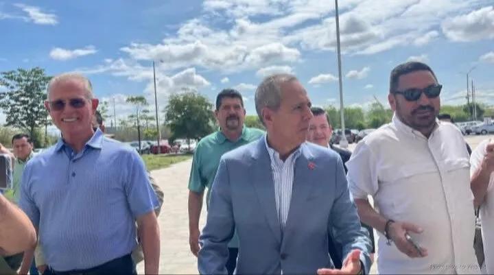 Defensores de Vargas y exfuncionarios de Ahome solucitan que no se les vincule a proceso Defensores de Vargas y exfuncionarios de Ahome solucitan que no se les vincule a proceso