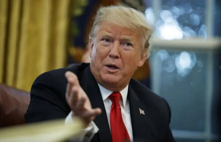 Trump amenaza con arancel del 30% a México por narcotráfico; Sheinbaum prioriza negociaciones Trump amenaza con arancel del 30% a México por narcotráfico; Sheinbaum prioriza negociaciones