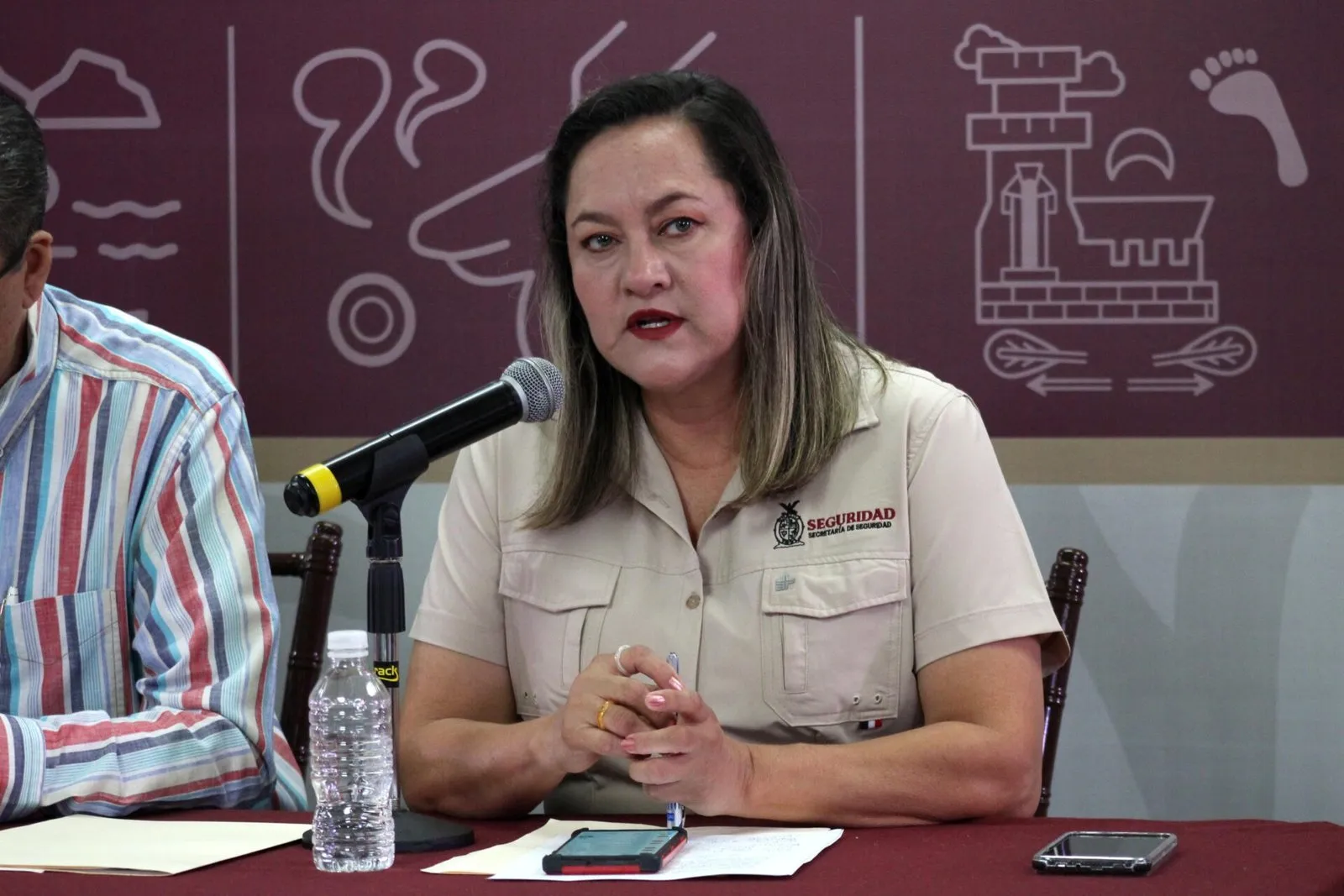 Autoridades recuperan vehículos robados y aseguran armamento en distintas acciones: SSP Sinaloa Autoridades recuperan vehículos robados y aseguran armamento en distintas acciones: SSP Sinaloa