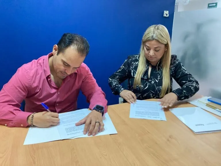 Se firman convenio Canacintra y Fonacot para ampliar beneficios a los trabajadores Se firman convenio Canacintra y Fonacot para ampliar beneficios a los trabajadores