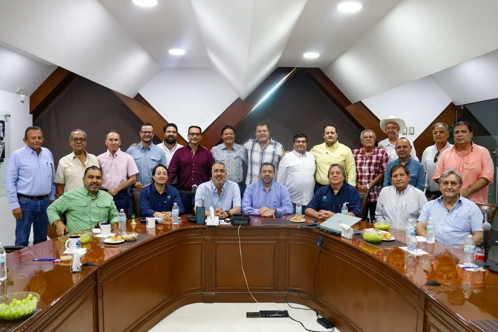 Programación y esquemas de comercialización, principales puntos en reunión con agricultores del norte de Sinaloa: Ismael Bello Esquivel Programación y esquemas de comercialización, principales puntos en reunión con agricultores del norte de Sinaloa: Ismael Bello Esquivel