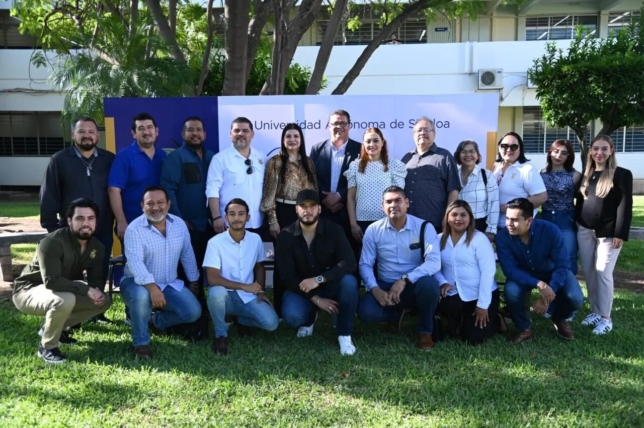 La UAS reitera su liderazgo educativo con el arranque del nuevo ciclo escolar; Ciudad Universitaria dio la bienvenida a los nuevos rosalinos La UAS reitera su liderazgo educativo con el arranque del nuevo ciclo escolar; Ciudad Universitaria dio la bienvenida a los nuevos rosalinos