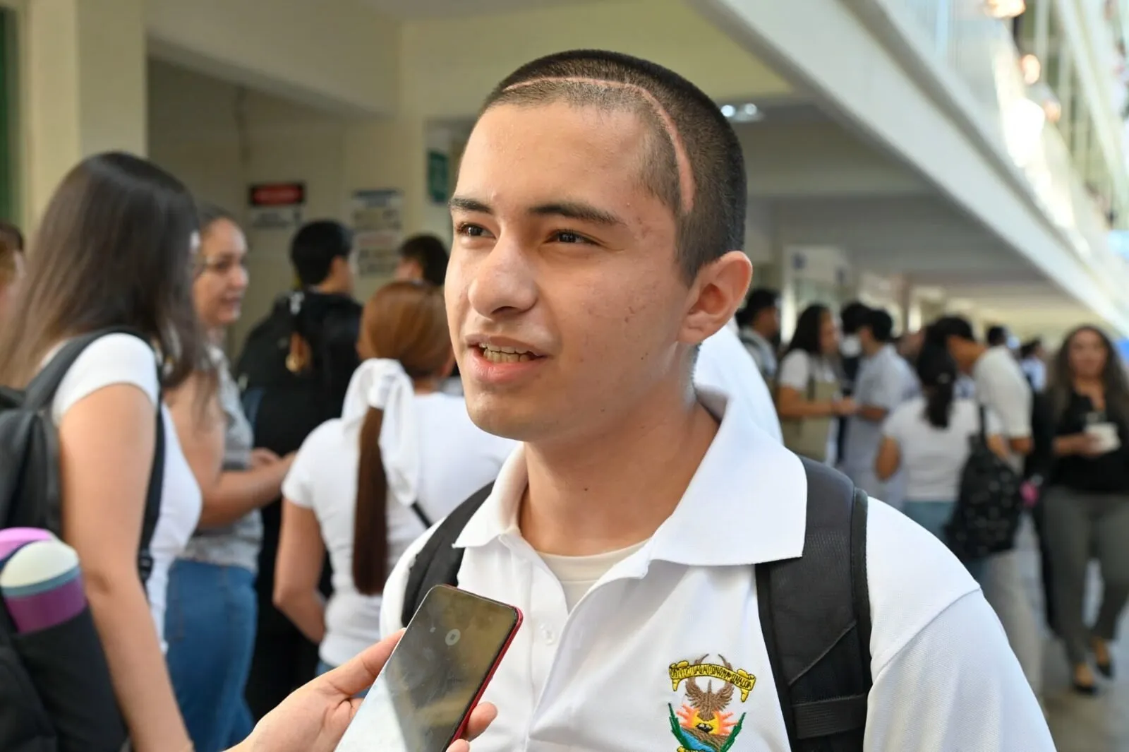 Miles de jóvenes inician clases en la UAS, motivados por sus programas de vanguardia y una educación integral que trasciende los espacios escolares Miles de jóvenes inician clases en la UAS, motivados por sus programas de vanguardia y una educación integral que trasciende los espacios escolares