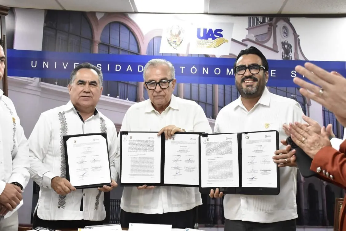 Con el Gobernador como testigo de honor, la UAS y el Ayuntamiento de Culiacán firman convenio de colaboración para fortalecer el desarrollo del municipio y todos sus sectores Con el Gobernador como testigo de honor, la UAS y el Ayuntamiento de Culiacán firman convenio de colaboración para fortalecer el desarrollo del municipio y todos sus sectores