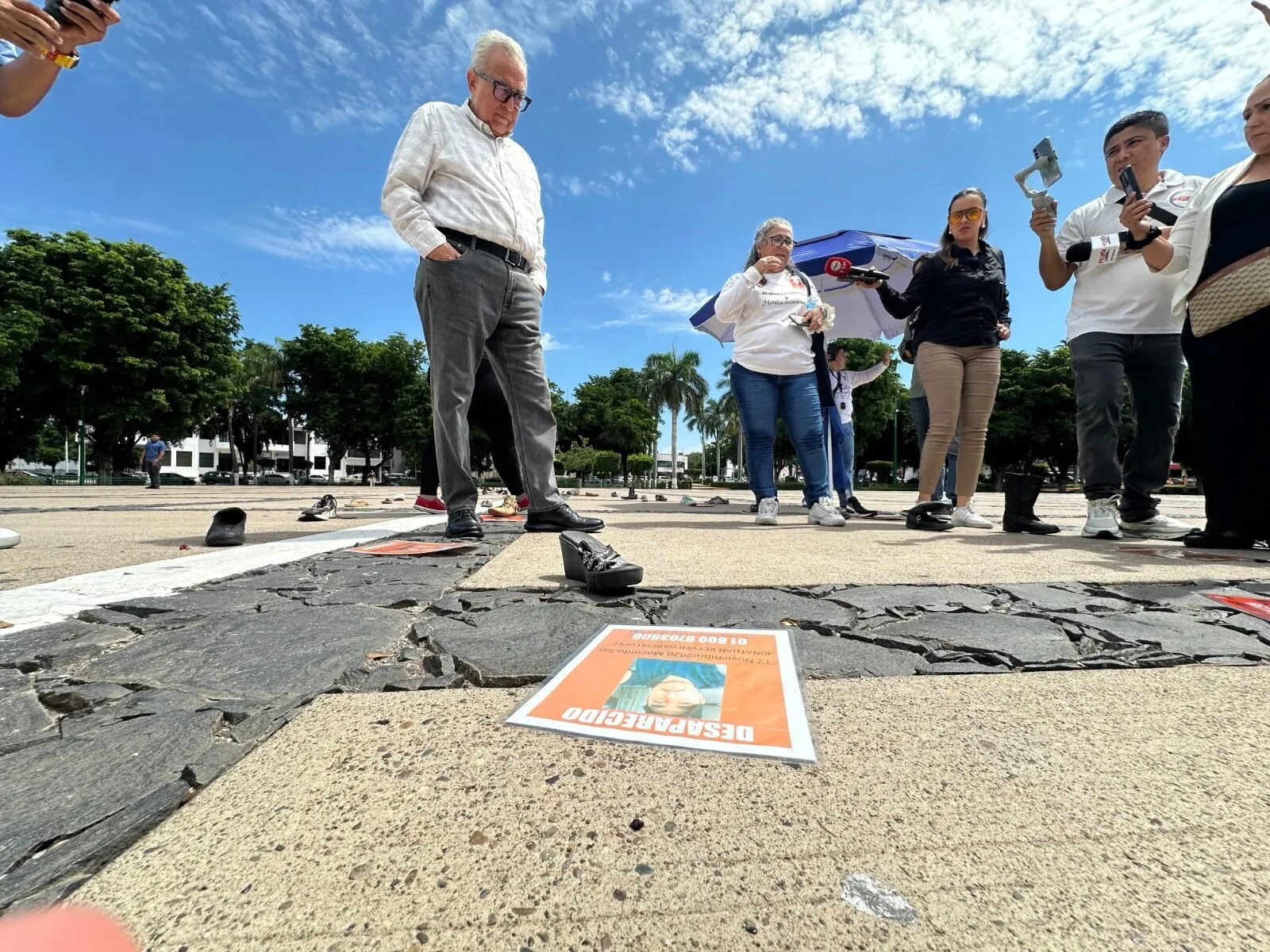 Solidaridad y apoyo reitera Rocha Moya a familiares y colectivos de búsqueda de personas Solidaridad y apoyo reitera Rocha Moya a familiares y colectivos de búsqueda de personas