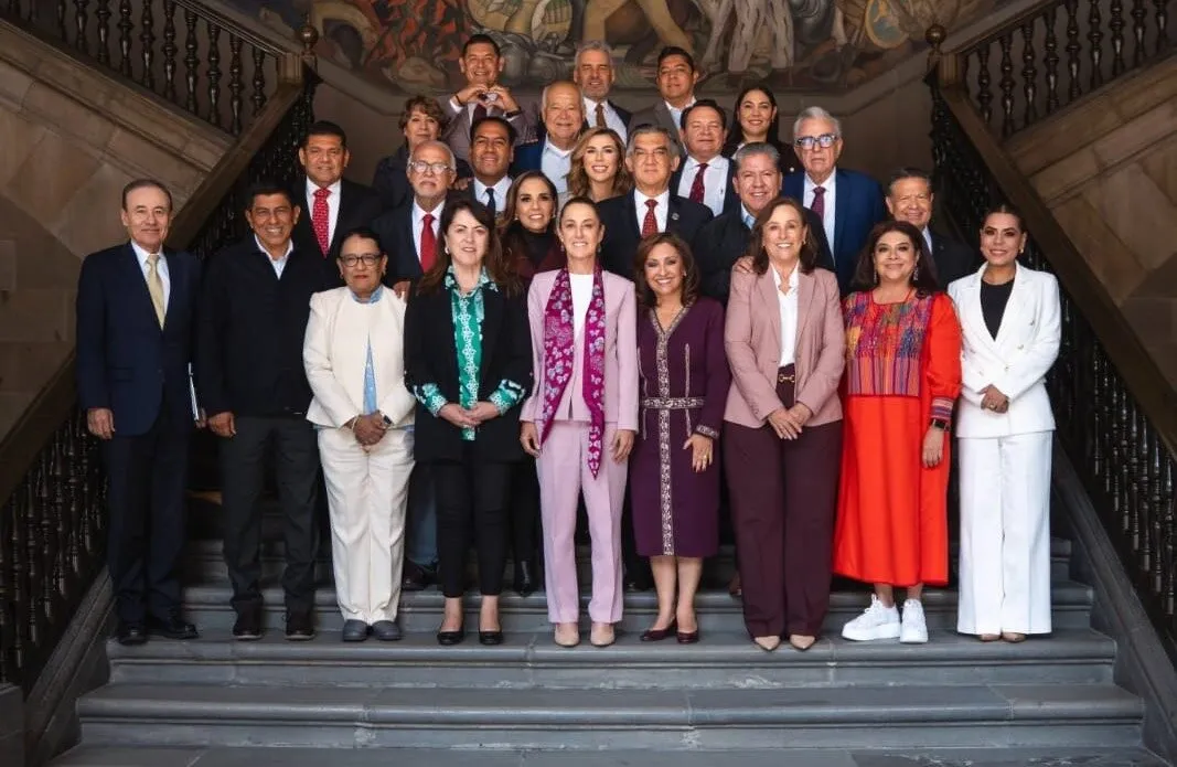 El gobernador Rubén Rocha Moya se reúne con la presidenta Claudia Sheinbaum El gobernador Rubén Rocha Moya se reúne con la presidenta Claudia Sheinbaum