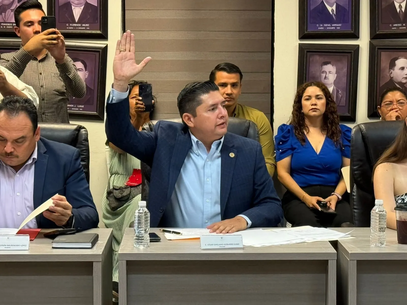 Regidor César Gerardo exige apertura institucional de funcionarios municipales Regidor César Gerardo exige apertura institucional de funcionarios municipales
