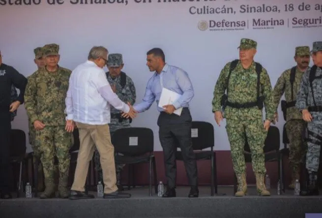Para dar continuidad a la estrategia de seguridad en Sinaloa, Rocha se reunirá con Omar García Harfuch el miércoles Para dar continuidad a la estrategia de seguridad en Sinaloa, Rocha se reunirá con Omar García Harfuch el miércoles