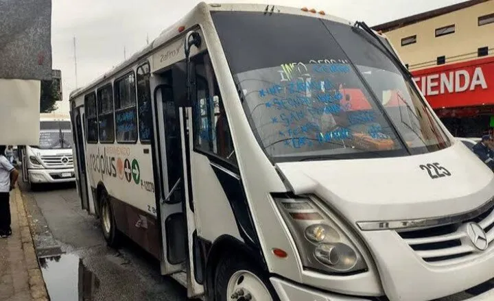 Unidades de transporte urbano que no sigan su ruta enfrentarán sanciones: Erick Flores Unidades de transporte urbano que no sigan su ruta enfrentarán sanciones: Erick Flores