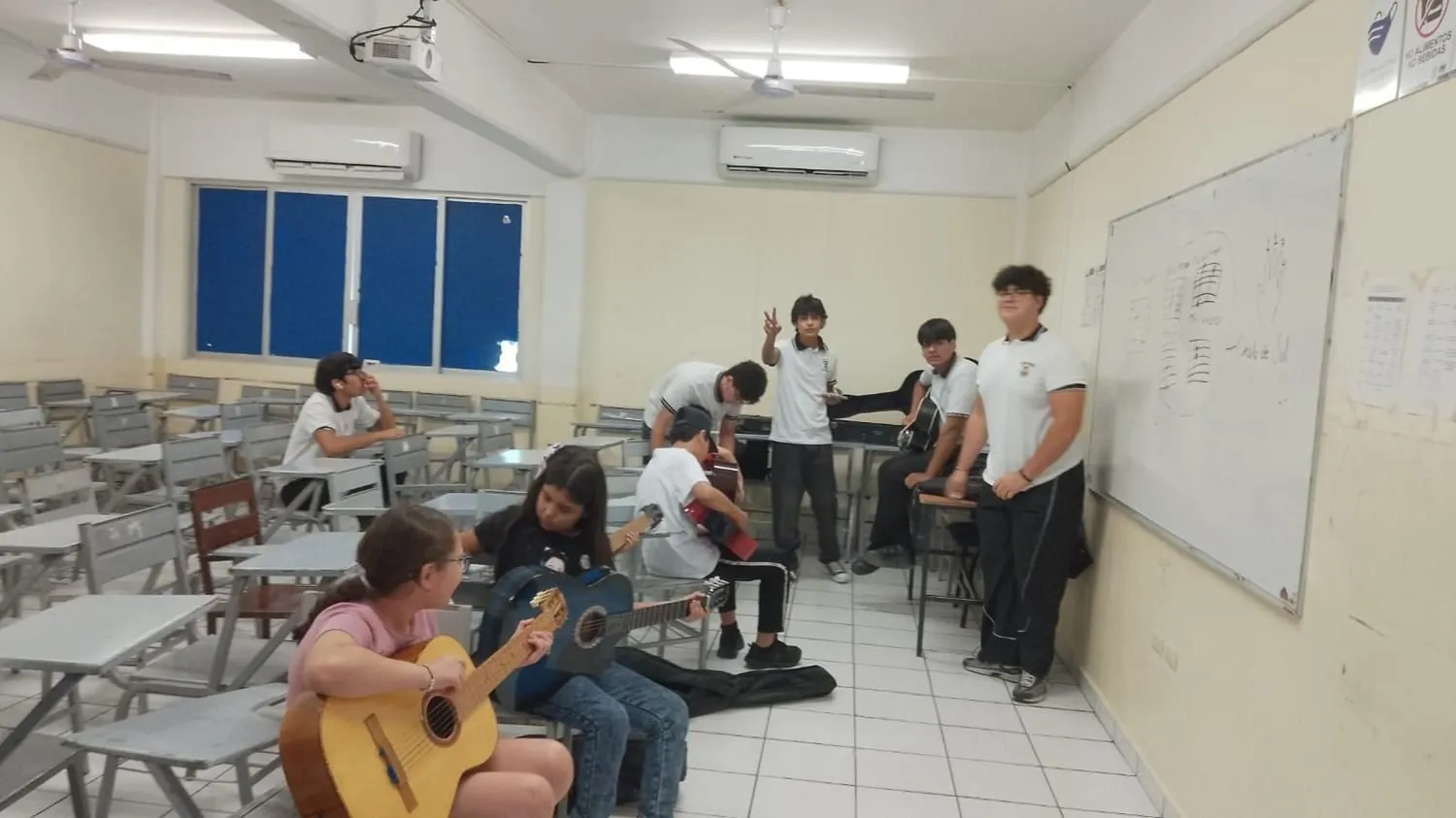 La Preparatoria Rafael Buelna Tenorio pone en marcha cursos y talleres sabatinos dirigidos a toda la comunidad infantil del sur de Culiacán La Preparatoria Rafael Buelna Tenorio pone en marcha cursos y talleres sabatinos dirigidos a toda la comunidad infantil del sur de Culiacán